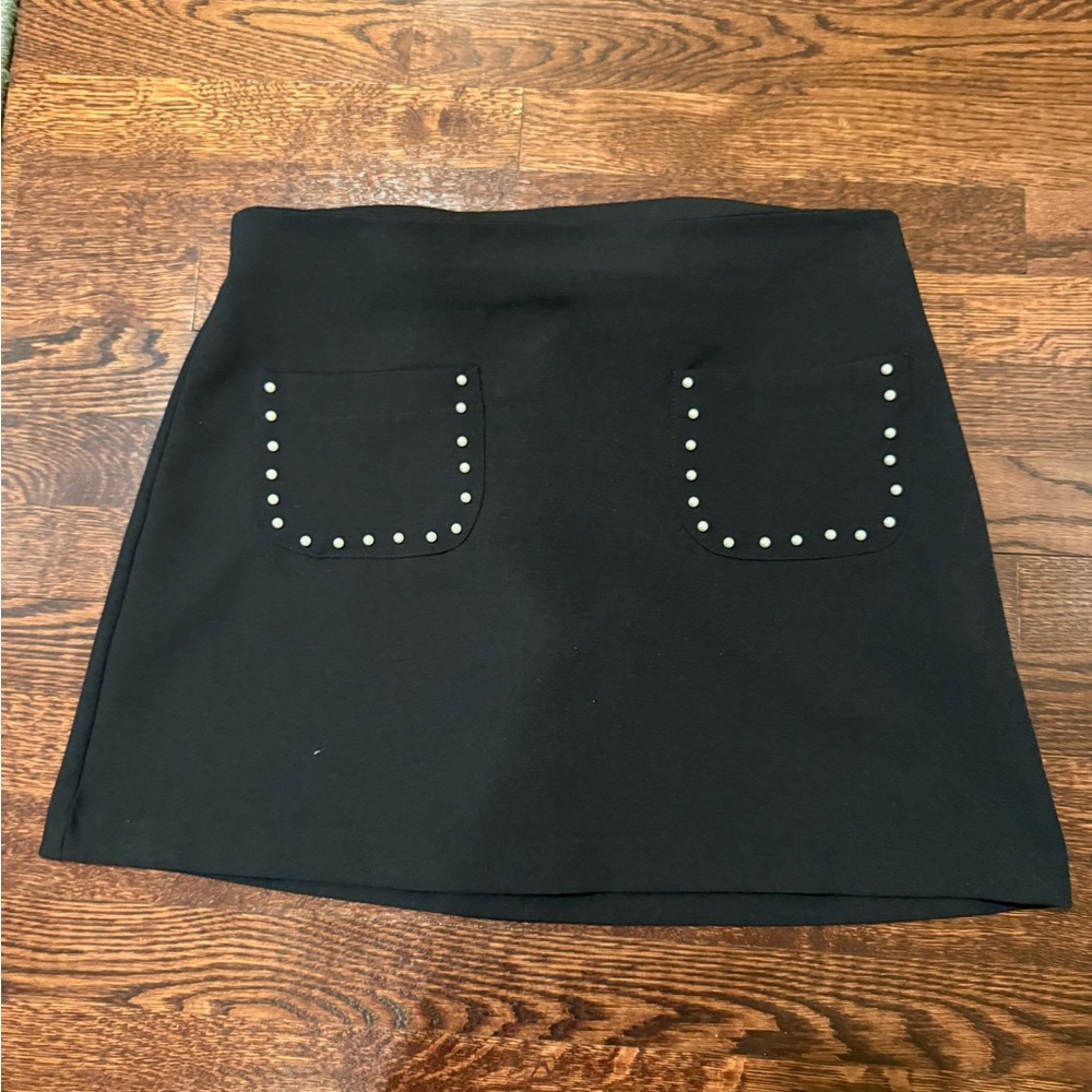 Zara Black Mini Skirt with pearl Pockets
